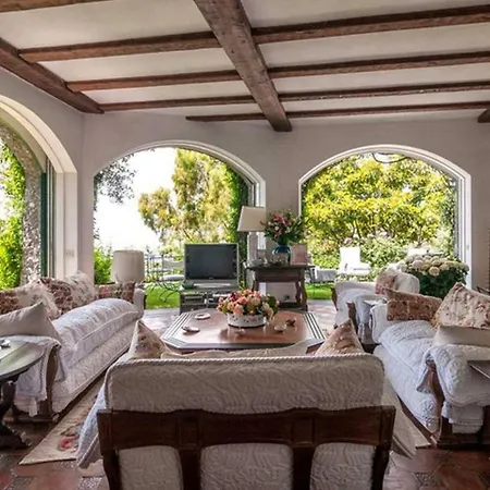 6bdr With Private Pool In Villa Portofino