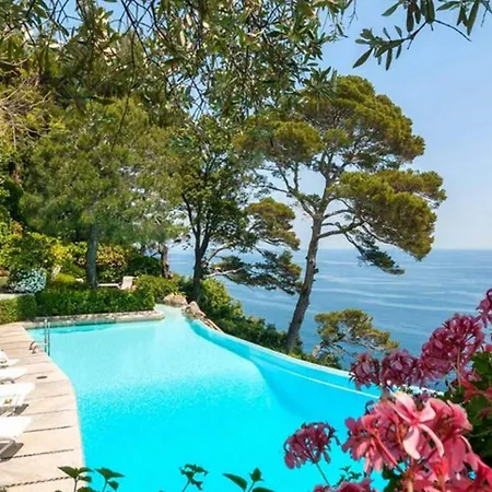 Villa 6bdr With Private Pool In